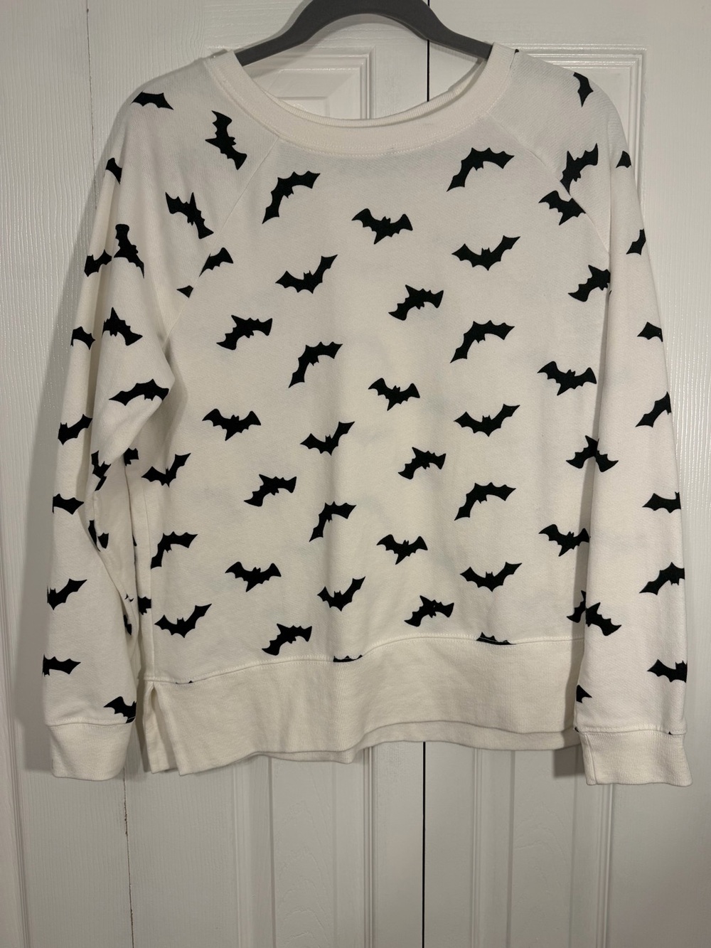 Grayson Threads Bat Print Sweatshirt XL White Black